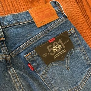 Levi's 501 jeans! NEW WITH TAGS!! Size 27